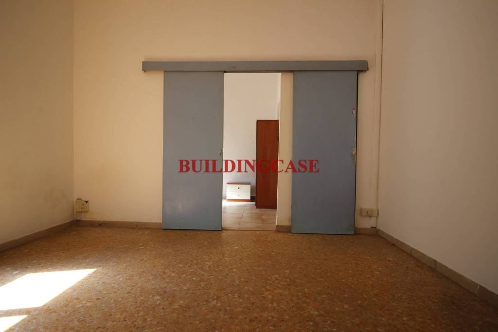 appartamento in vendita a Roma in zona Ostiense