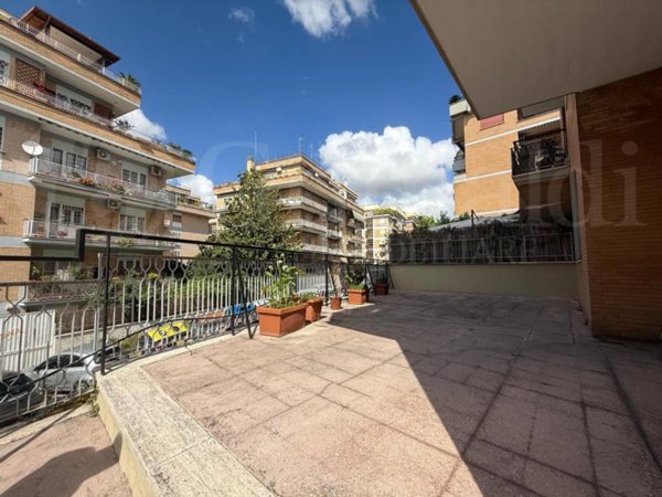 appartamento in vendita a Roma in zona Gianicolense