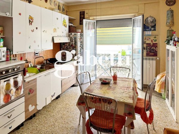 appartamento in vendita a Roma in zona Prenestino-Labicano