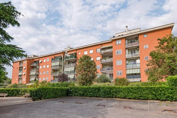 appartamento in vendita a Roma in zona Settecamini