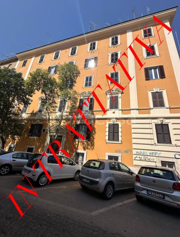 appartamento in vendita a Roma in zona Prenestino-Labicano