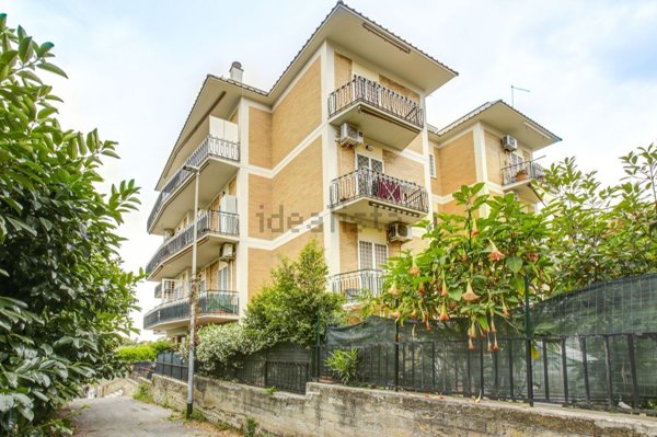 appartamento in vendita a Roma in zona Portuense