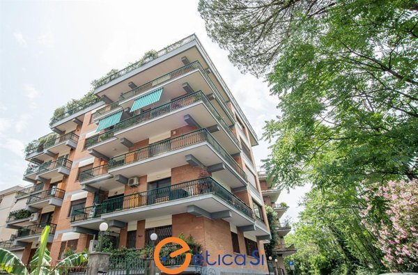 appartamento in vendita a Roma in zona Trieste