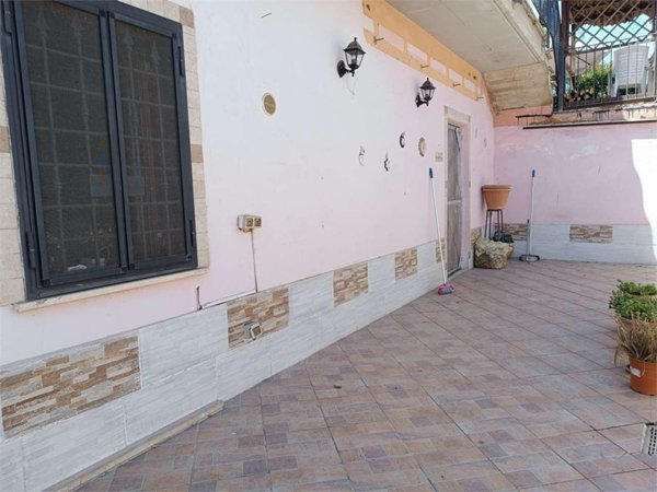 appartamento in vendita a Roma in zona Giardini di Corcolle