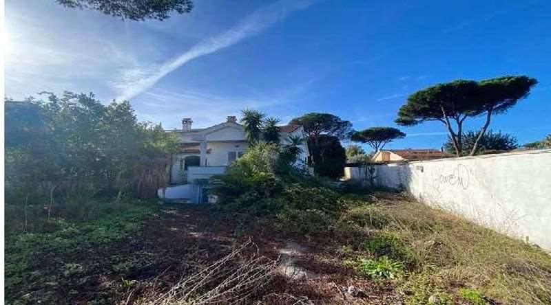 casa indipendente in vendita a Roma in zona Infernetto