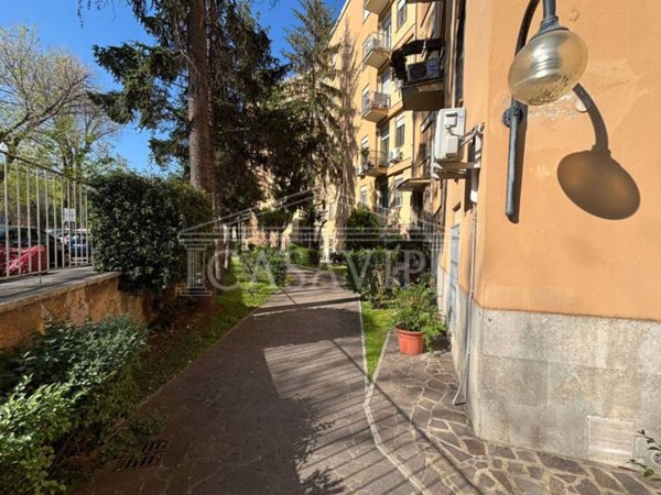 appartamento in vendita a Roma in zona Cinecittà