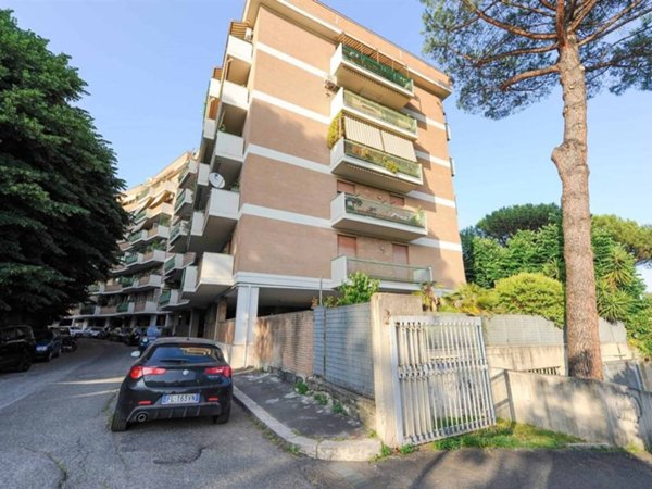 appartamento in vendita a Roma in zona Nomentano