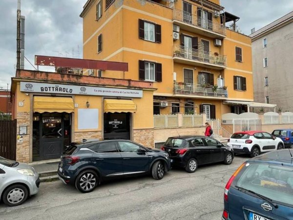 appartamento in vendita a Roma in zona Prenestino-Centocelle