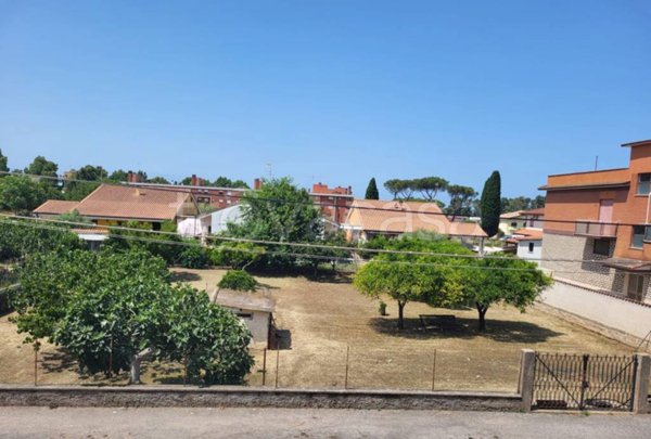 terreno agricolo in vendita a Roma in zona Casal Palocco