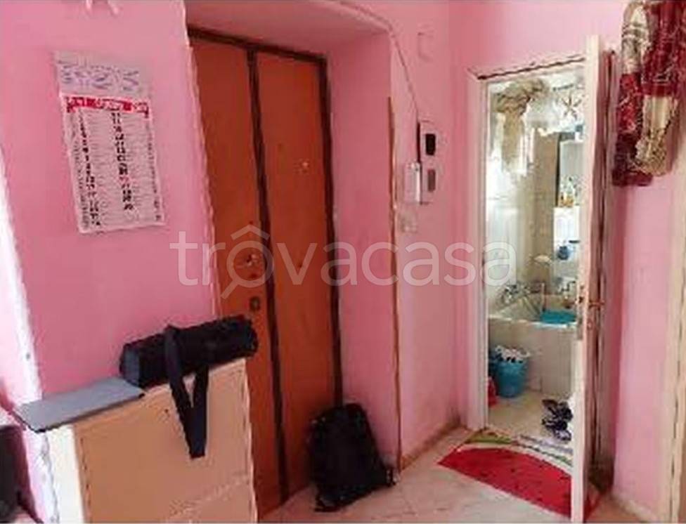 appartamento in vendita a Roma in zona Tuscolano