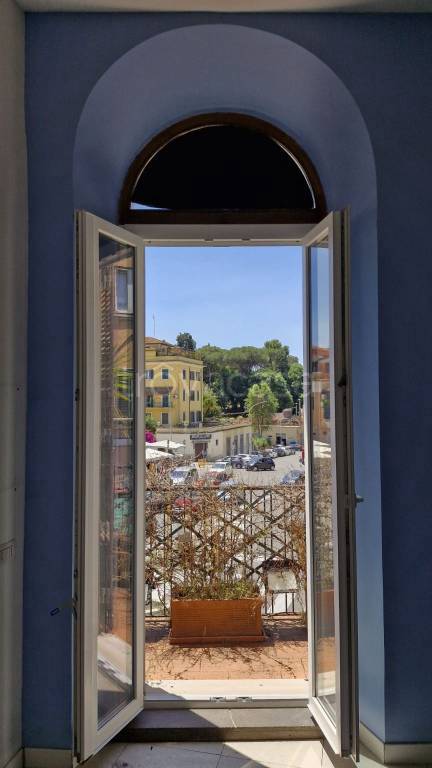 negozio in vendita a Roma in zona Monte Sacro/Talenti