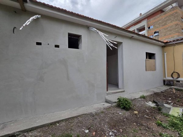 appartamento in vendita a Roma in zona Prenestino-Labicano