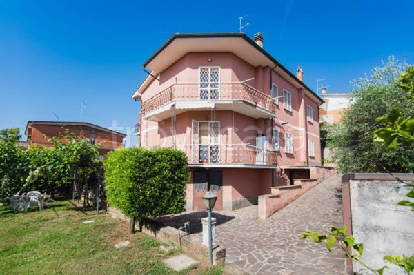 appartamento in vendita a Roma in zona Ponte Mammolo