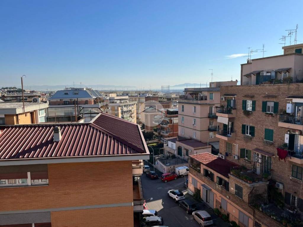 appartamento in vendita a Roma in zona Gianicolense