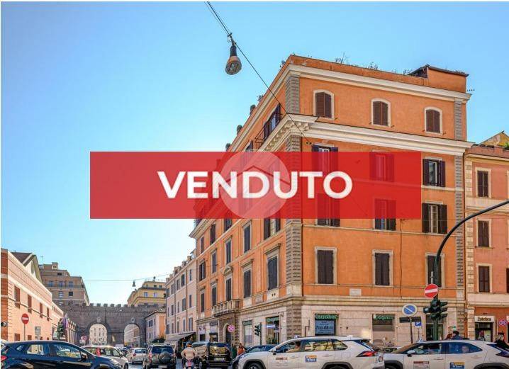 appartamento in vendita a Roma in zona Rione Borgo