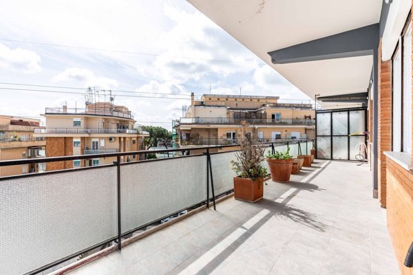 appartamento in vendita a Roma in zona Aurelio