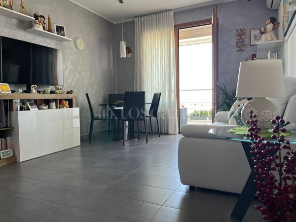 appartamento in vendita a Roma in zona Fonte Laurentina