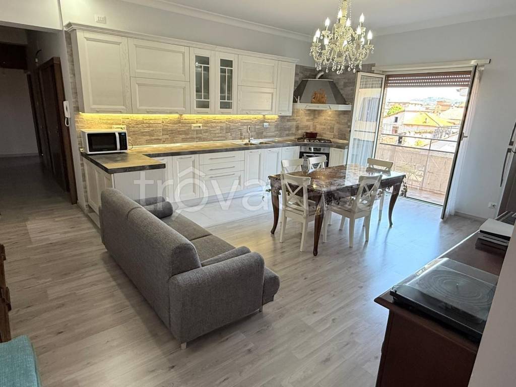 appartamento in vendita a Roma in zona Borghesiana