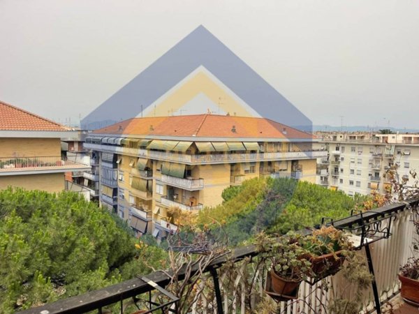 appartamento in vendita a Roma in zona Don Bosco