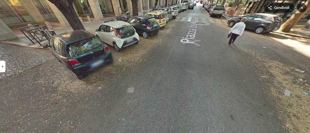 appartamento in vendita a Roma in zona Ardeatino