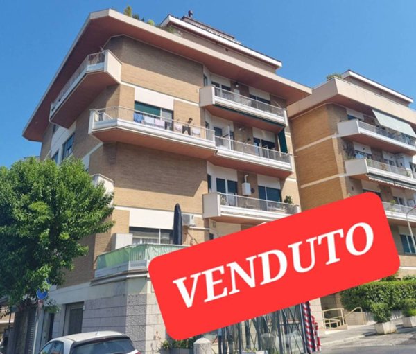 appartamento in vendita a Roma in zona Aurelio