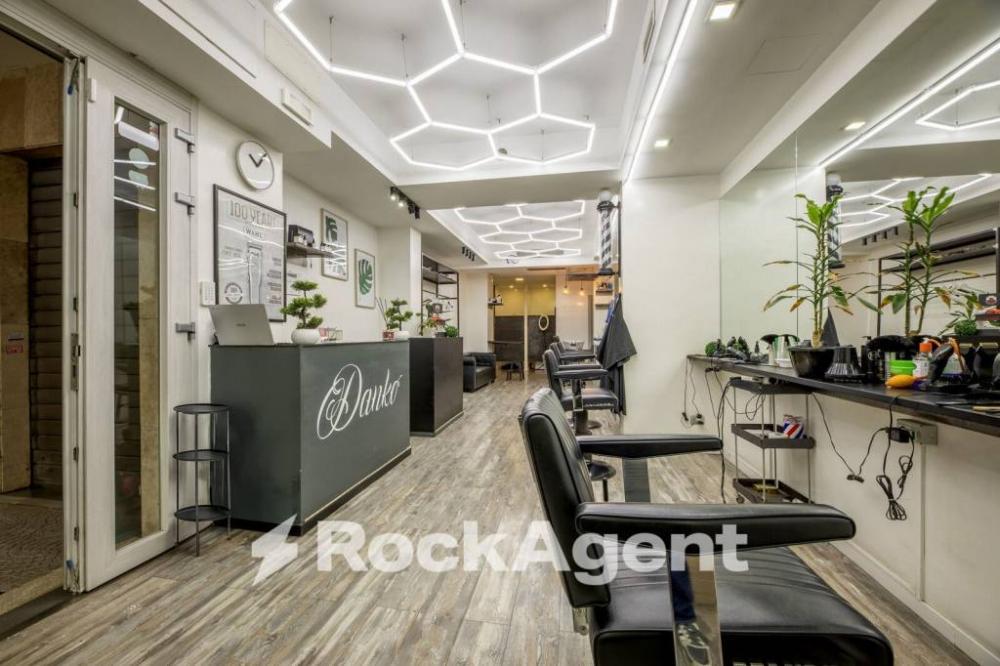 negozio in vendita a Roma in zona Portuense