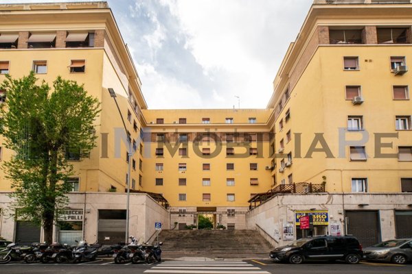 appartamento in vendita a Roma in zona Gianicolense