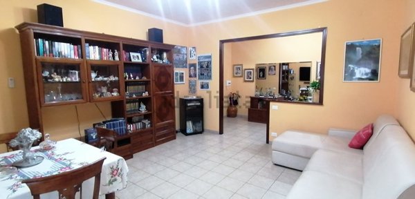 appartamento in vendita a Roma in zona Tor Bella Monaca