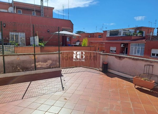 appartamento in vendita a Roma in zona Primavalle