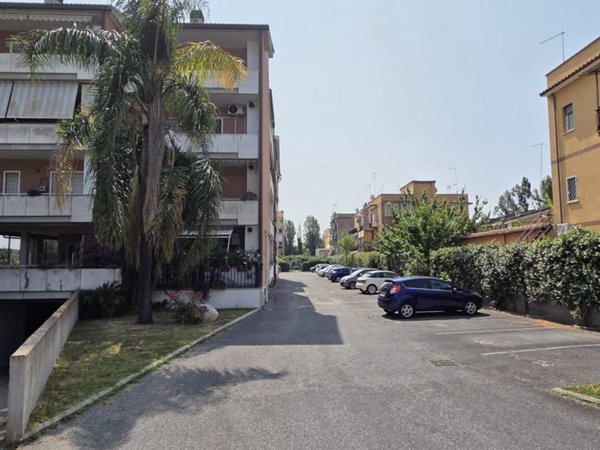 appartamento in vendita a Roma in zona Portuense