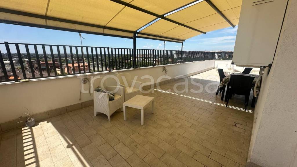 appartamento in vendita a Roma in zona Romanina