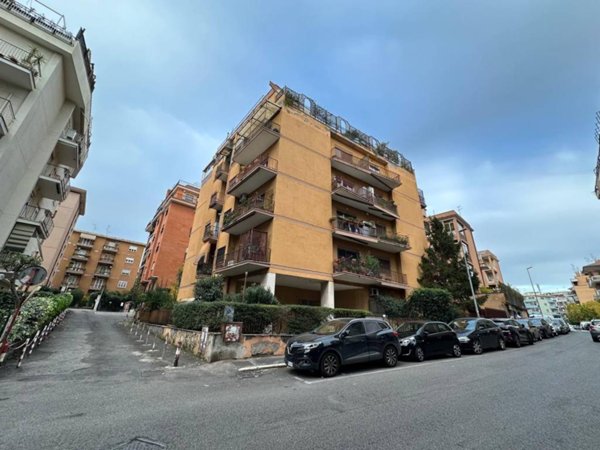 appartamento in vendita a Roma in zona Monte Sacro/Talenti