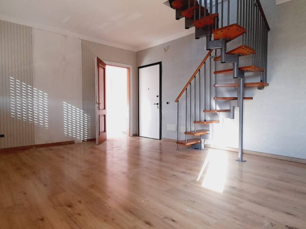 appartamento in vendita a Roma in zona Ostia