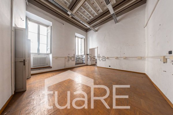 appartamento in vendita a Roma in zona Parione/Sant'Eustachio