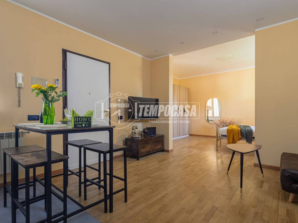 appartamento in vendita a Roma in zona Tuscolano