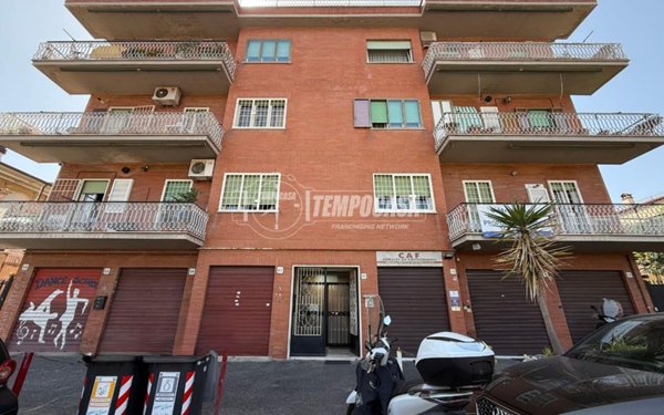 appartamento in vendita a Roma in zona Palmarola