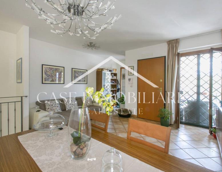 appartamento in vendita a Roma in zona Valle Muricana