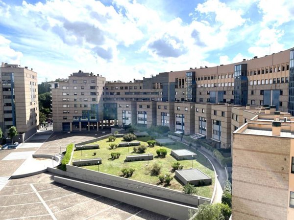 appartamento in vendita a Roma in zona Ardeatino