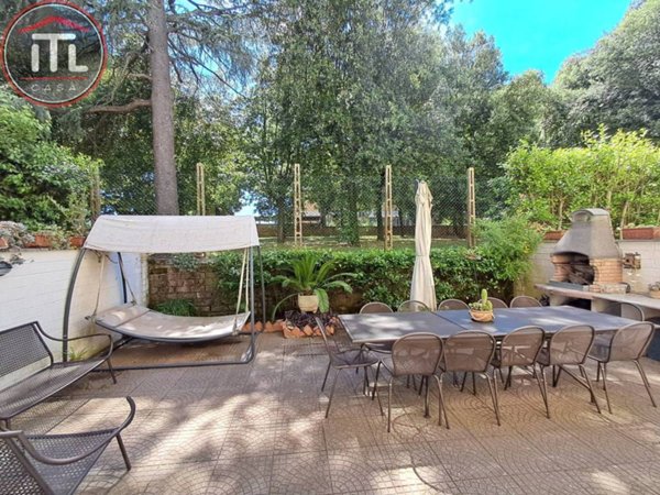casa indipendente in vendita a Roma