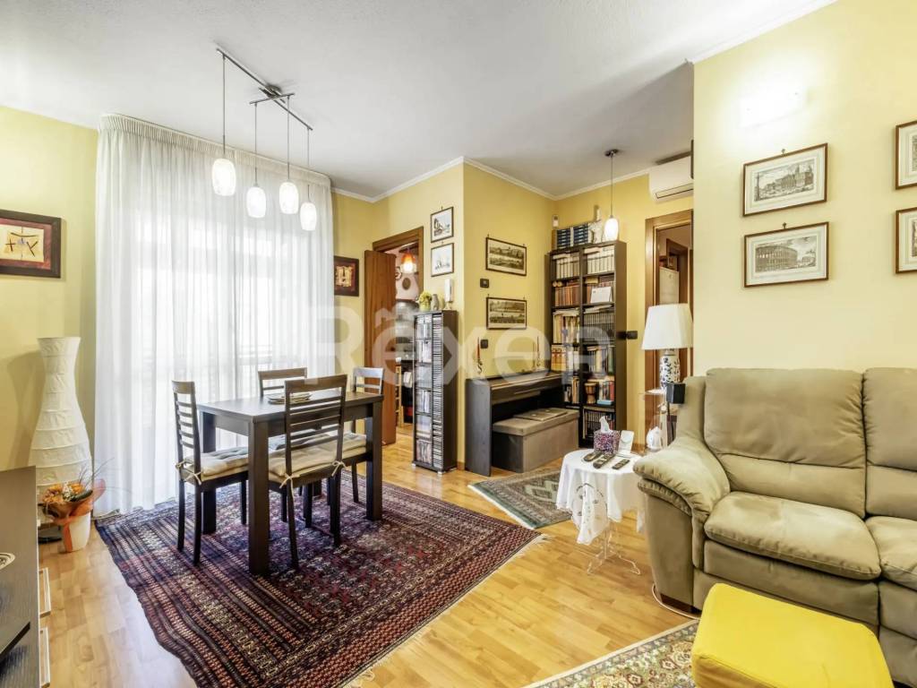 appartamento in vendita a Roma in zona Acilia