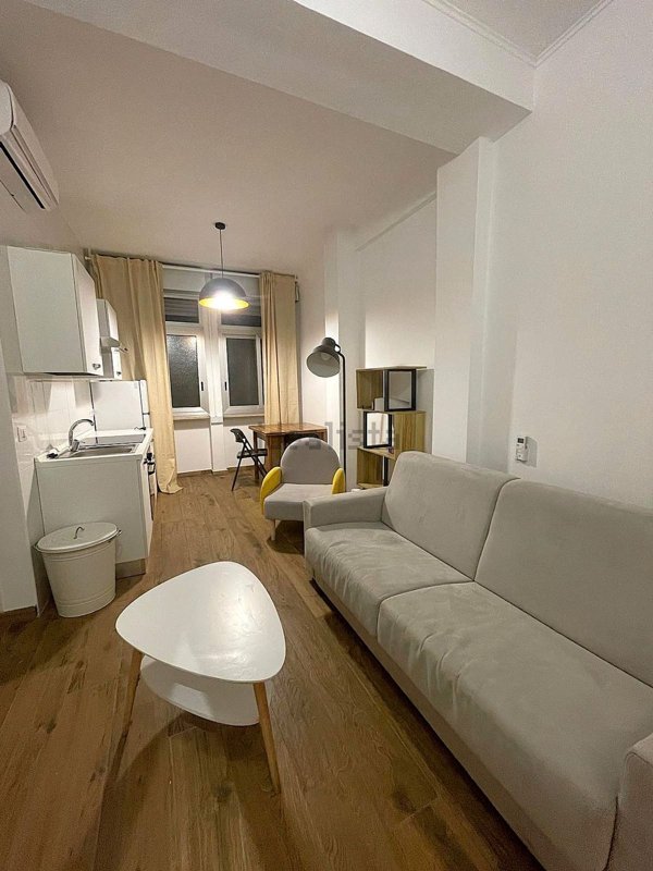 appartamento in vendita a Roma in zona Don Bosco