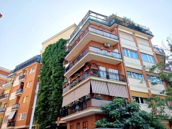 appartamento in vendita a Roma in zona Monte Sacro/Talenti