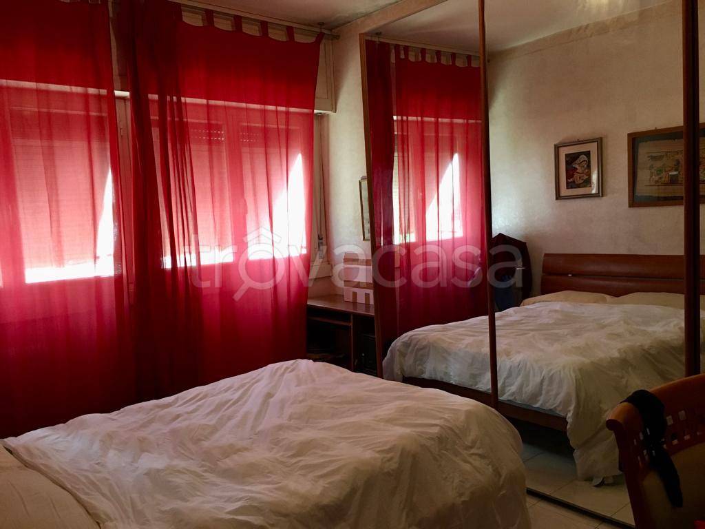 appartamento in vendita a Roma in zona Ostiense