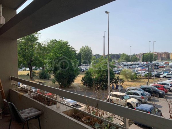 appartamento in vendita a Roma in zona Ostiense