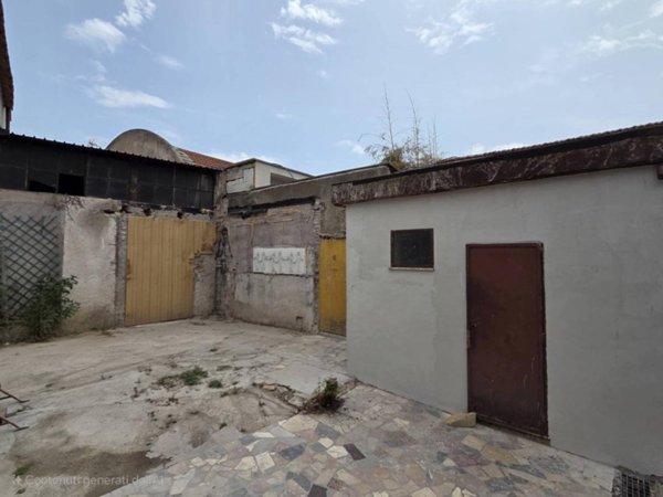 appartamento in vendita a Roma in zona Prenestino-Labicano
