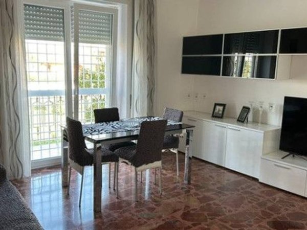 appartamento in vendita a Roma in zona Tor Cervara
