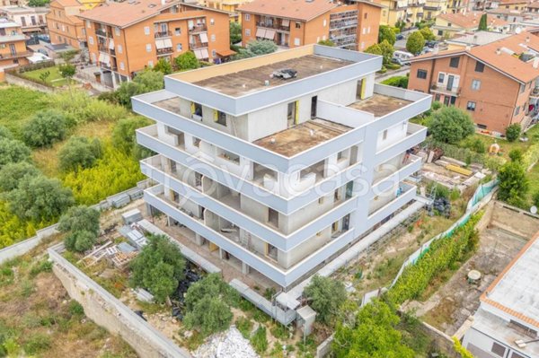 appartamento in vendita a Roma in zona Finocchio