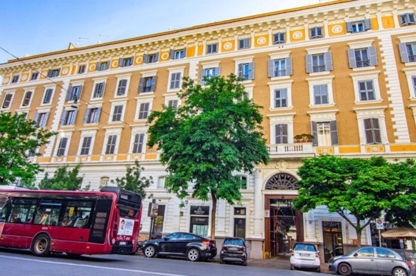 appartamento in vendita a Roma in zona Rione Prati