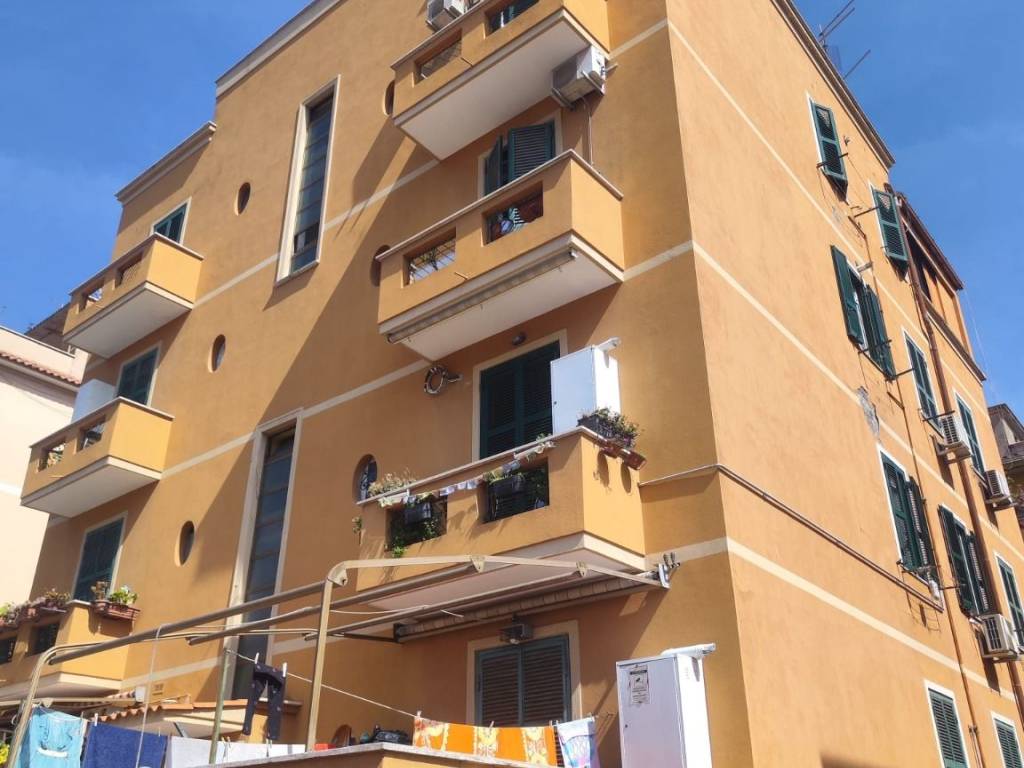 appartamento in vendita a Roma in zona Prenestino-Centocelle