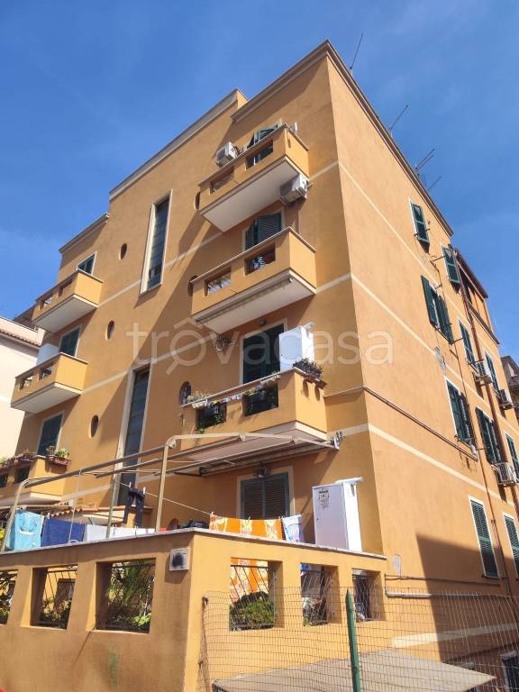 appartamento in vendita a Roma in zona Prenestino-Centocelle